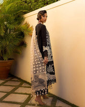 img_sana_safinaz_luxury_lawn_22_awwal_boutique