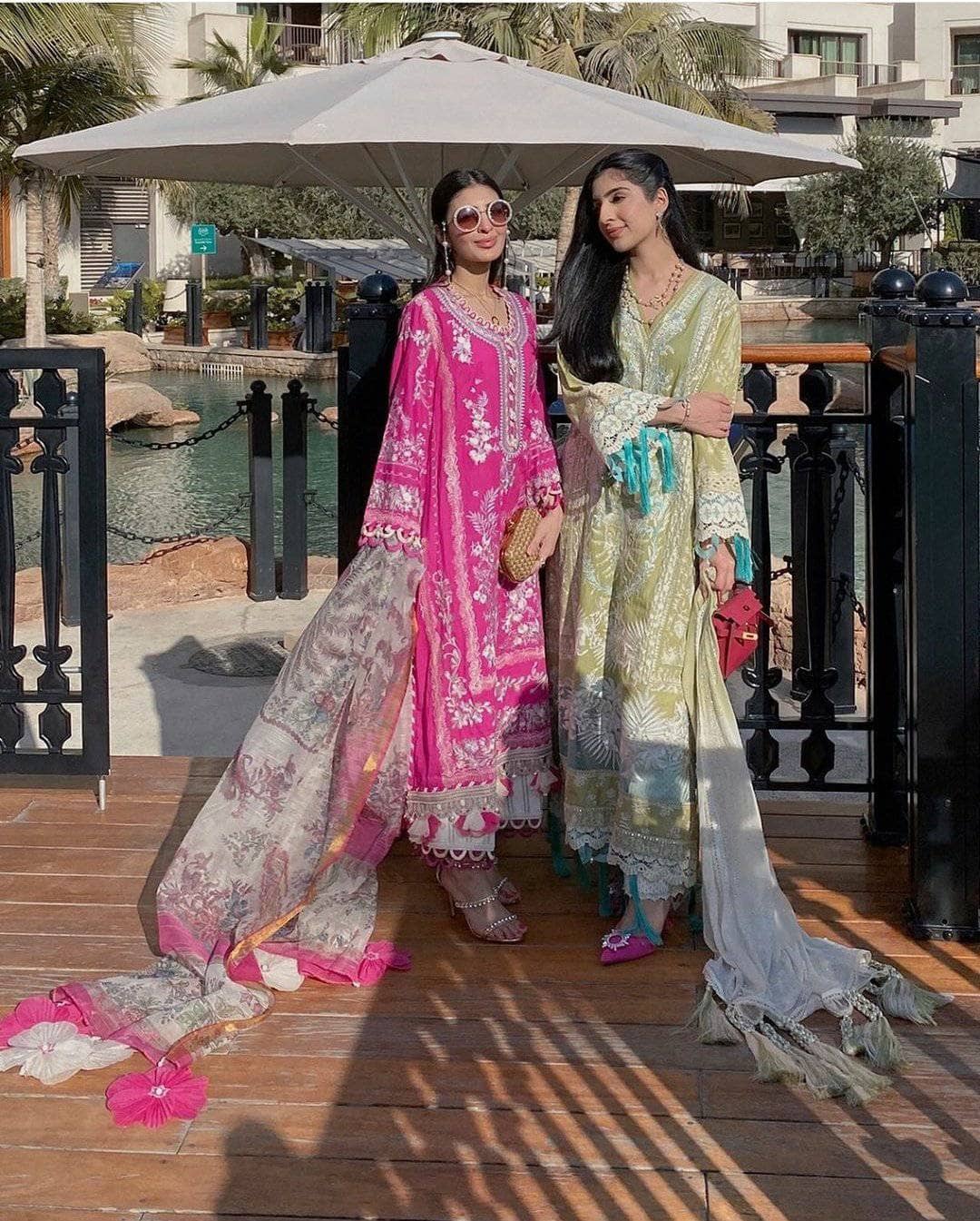 img_sana_safinaz_lawn_2021_awwal_boutique