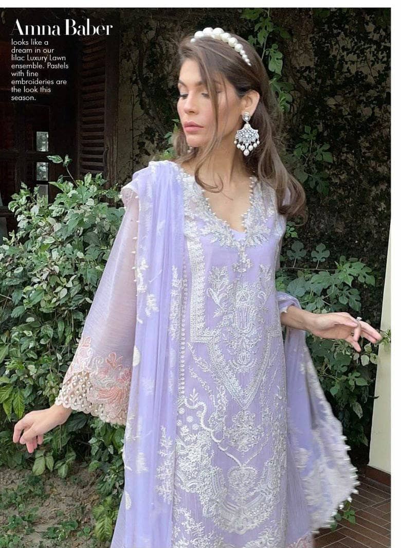 img_sana_safinaz_luxury_lawn_2021_awwal_boutique