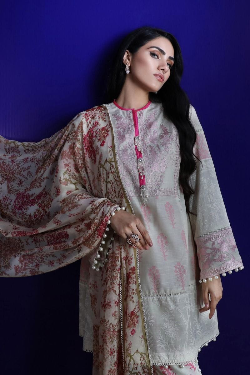 img_sana_safinaz_fall_winter_collection_2019_awwal_boutique