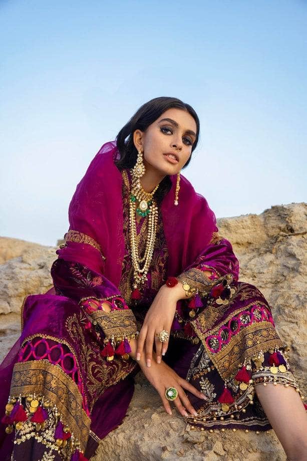 img_sana_safinaz_luxury_winter_awwal_boutique