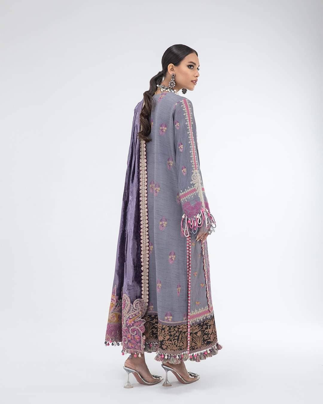 img_sana_safinaz_luxury_winter_21_awwal_boutique