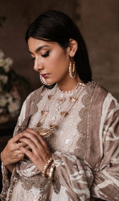 img_sana_safinaz_winter_luxury_awwal_boutique