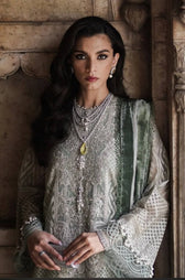 img_sana_safinaz_winter_luxury_awwal_boutique
