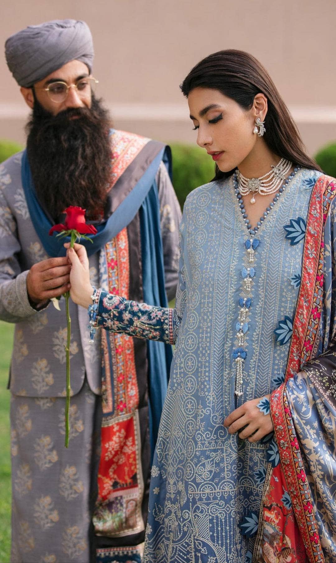 img_sana_safinaz_winter_luxury_awwal_boutique