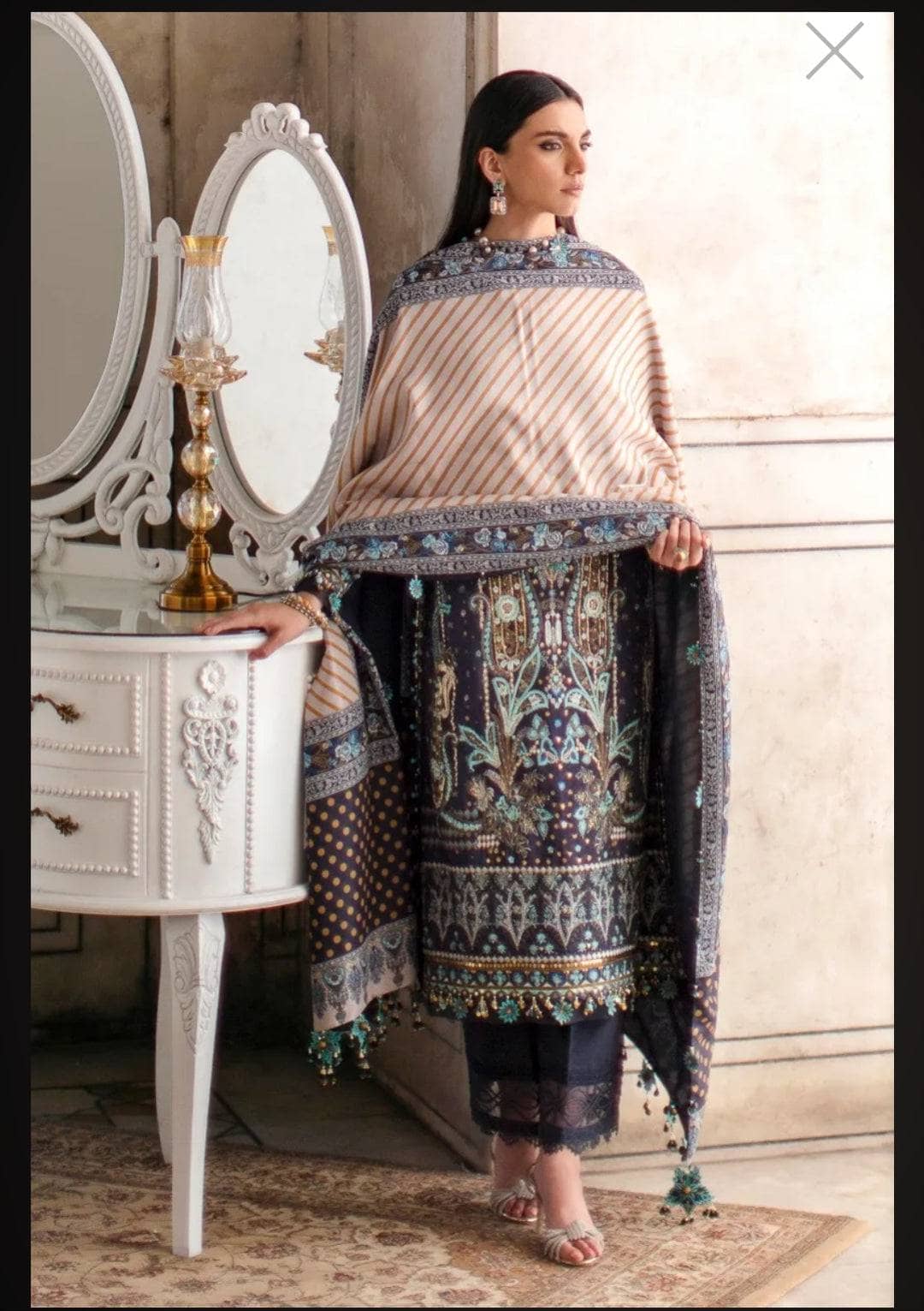 img_sana_safinaz_winter_luxury_awwal_boutique