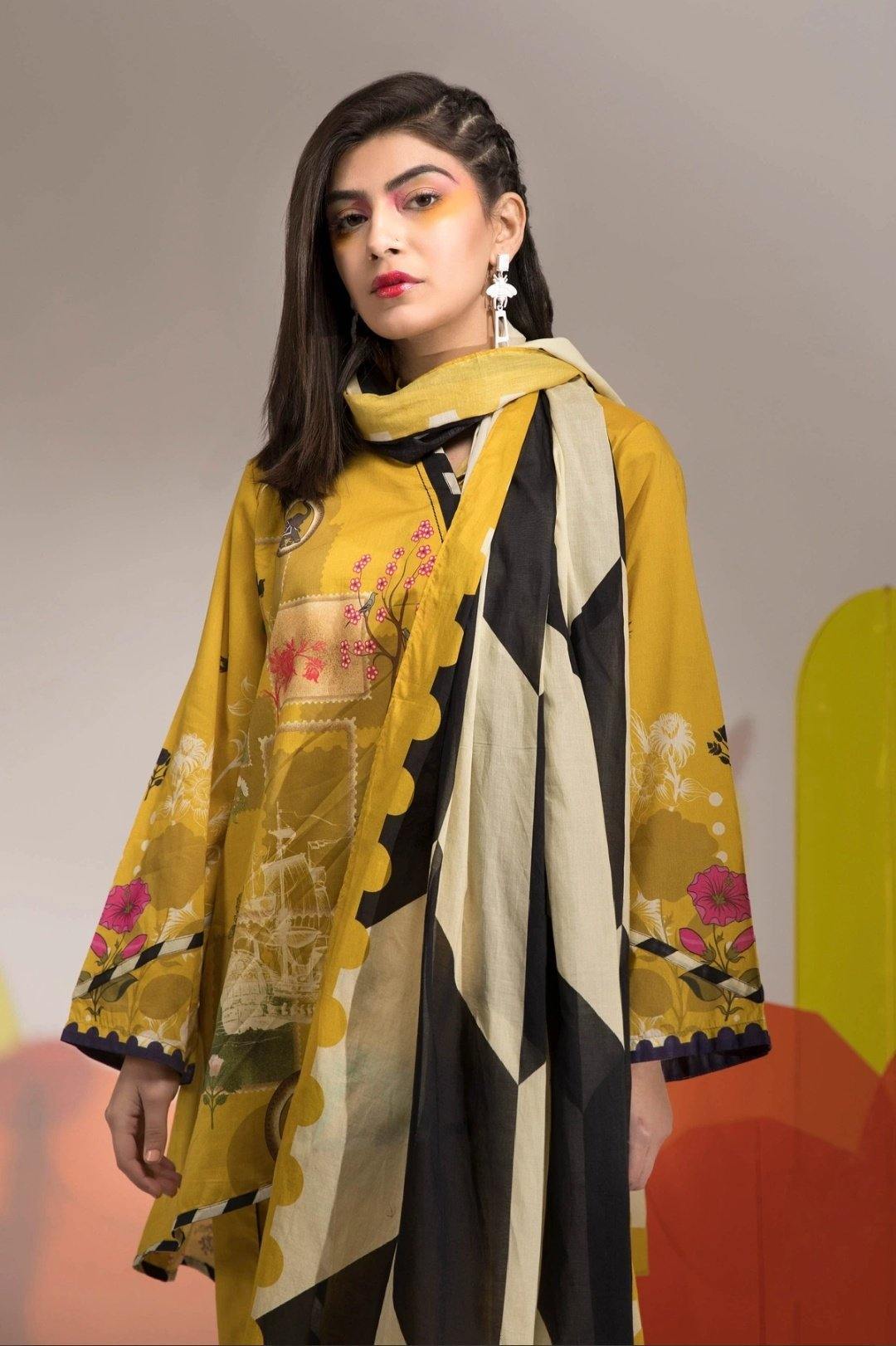 img_sapphire_lawn_collection_2020_awwal_boutique