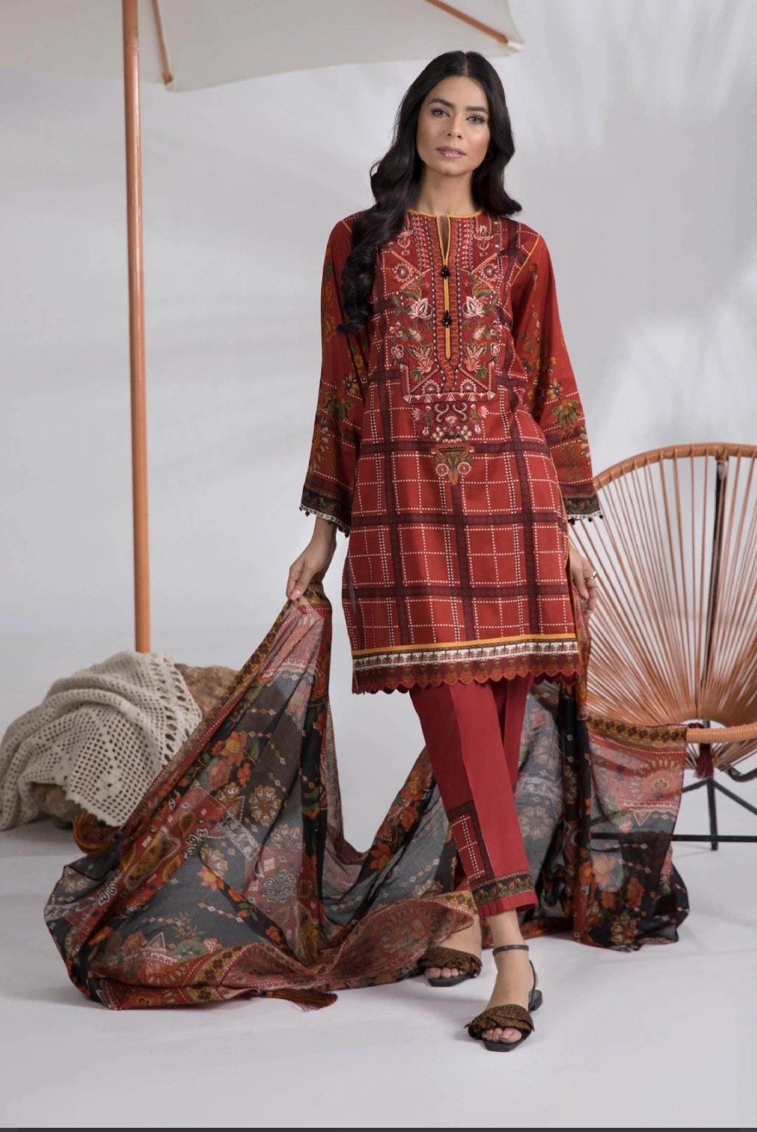 img_sapphire_lawn_collection_2020_awwal_boutique