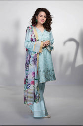 img_sapphire_lawn_collection_2020_awwal_boutique