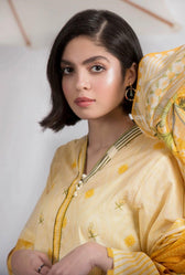 img_sapphire_lawn_collection_2020_awwal_boutique