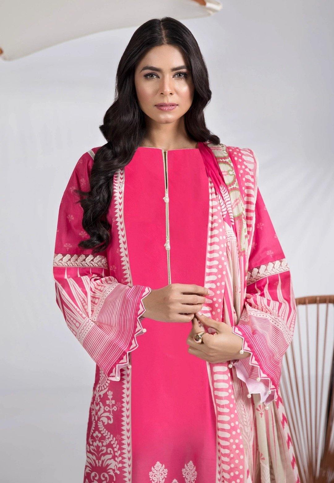 img_sapphire_lawn_collection_2020_awwal_boutique