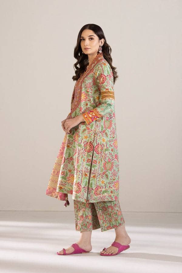 img_sapphire_intermix_23_awwal_boutique