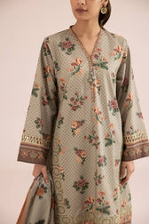 img_sapphire_intermix_23_awwal_boutique
