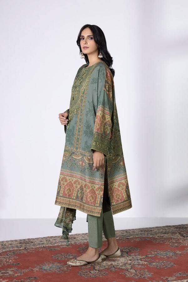 img_sapphire_intermix_23_awwal_boutique