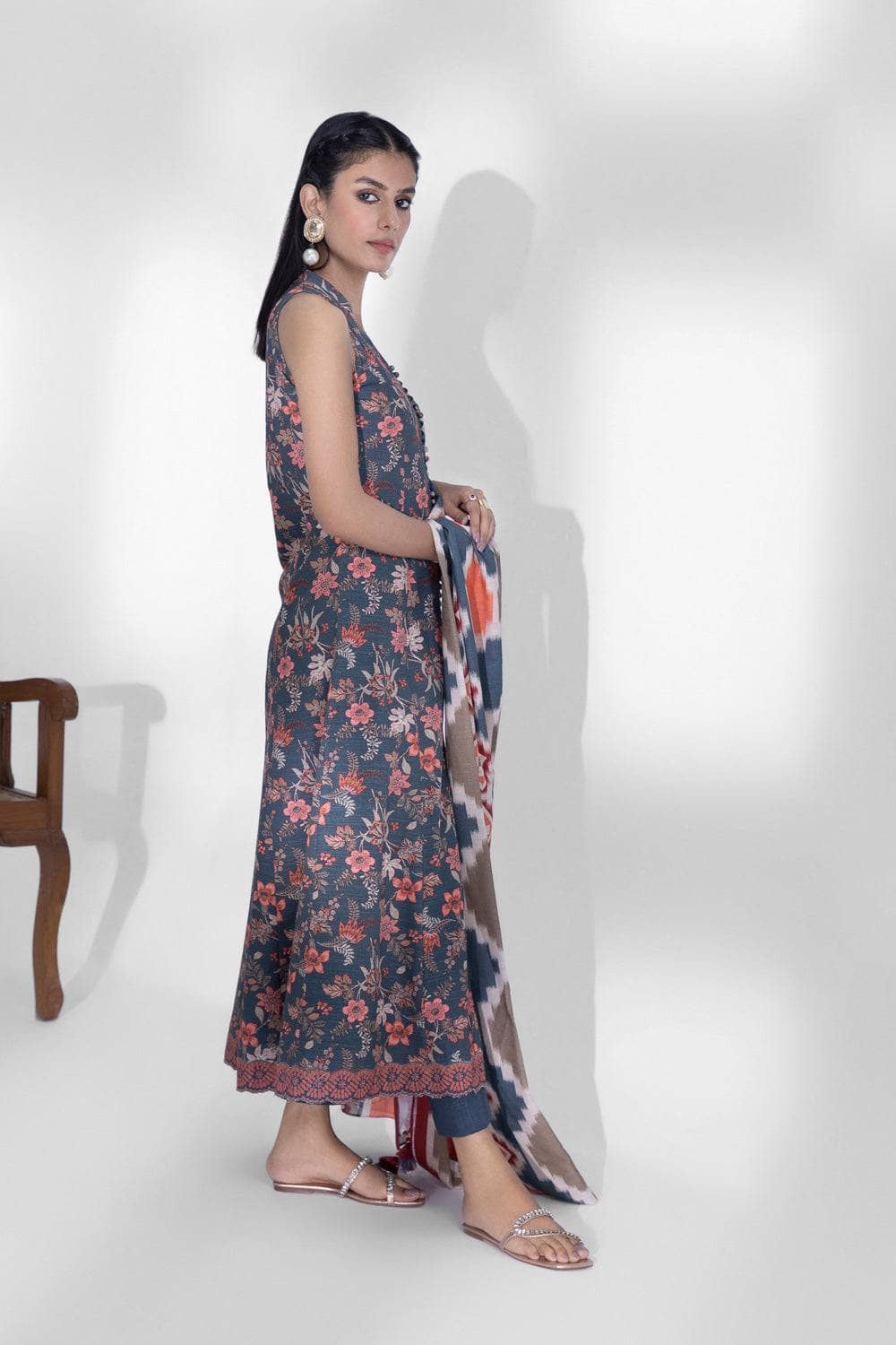 Img_sapphire_winter_2022_awwal_boutique