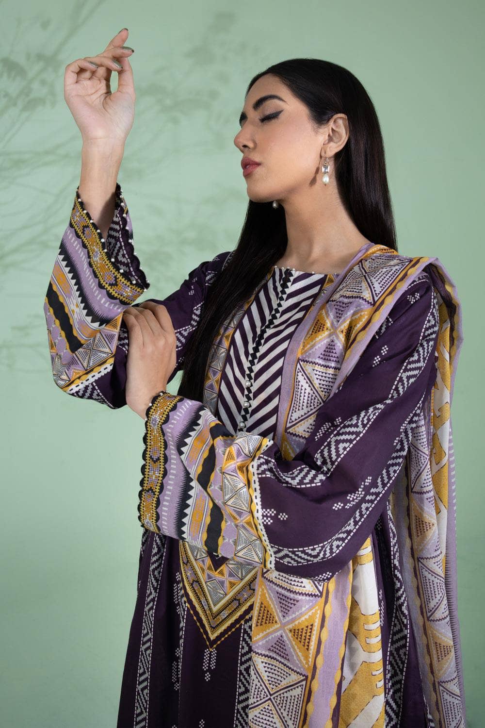img_sapphire_lawn_22_awwal_boutique