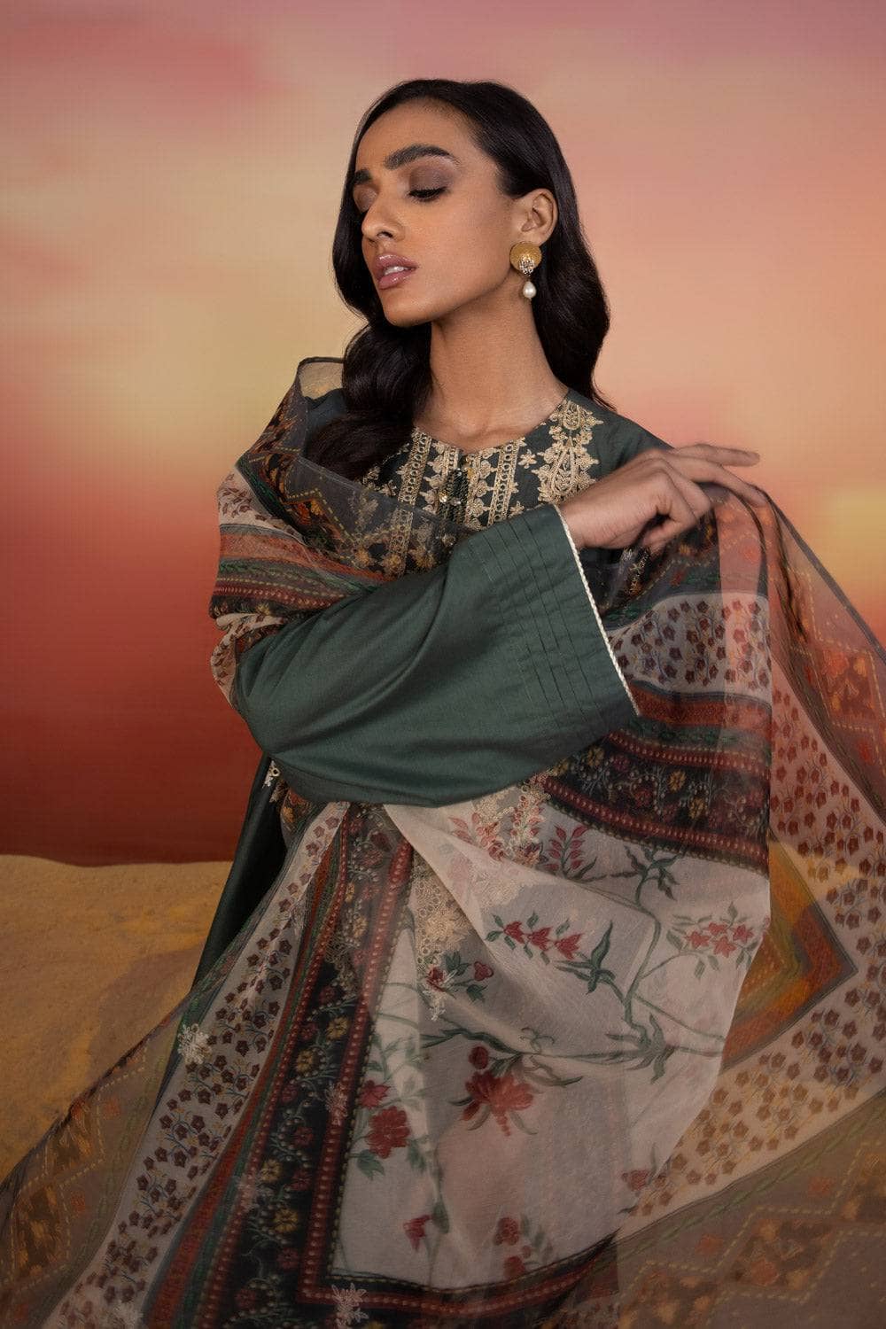 img_sapphire_lawn_2022_awwal_boutique