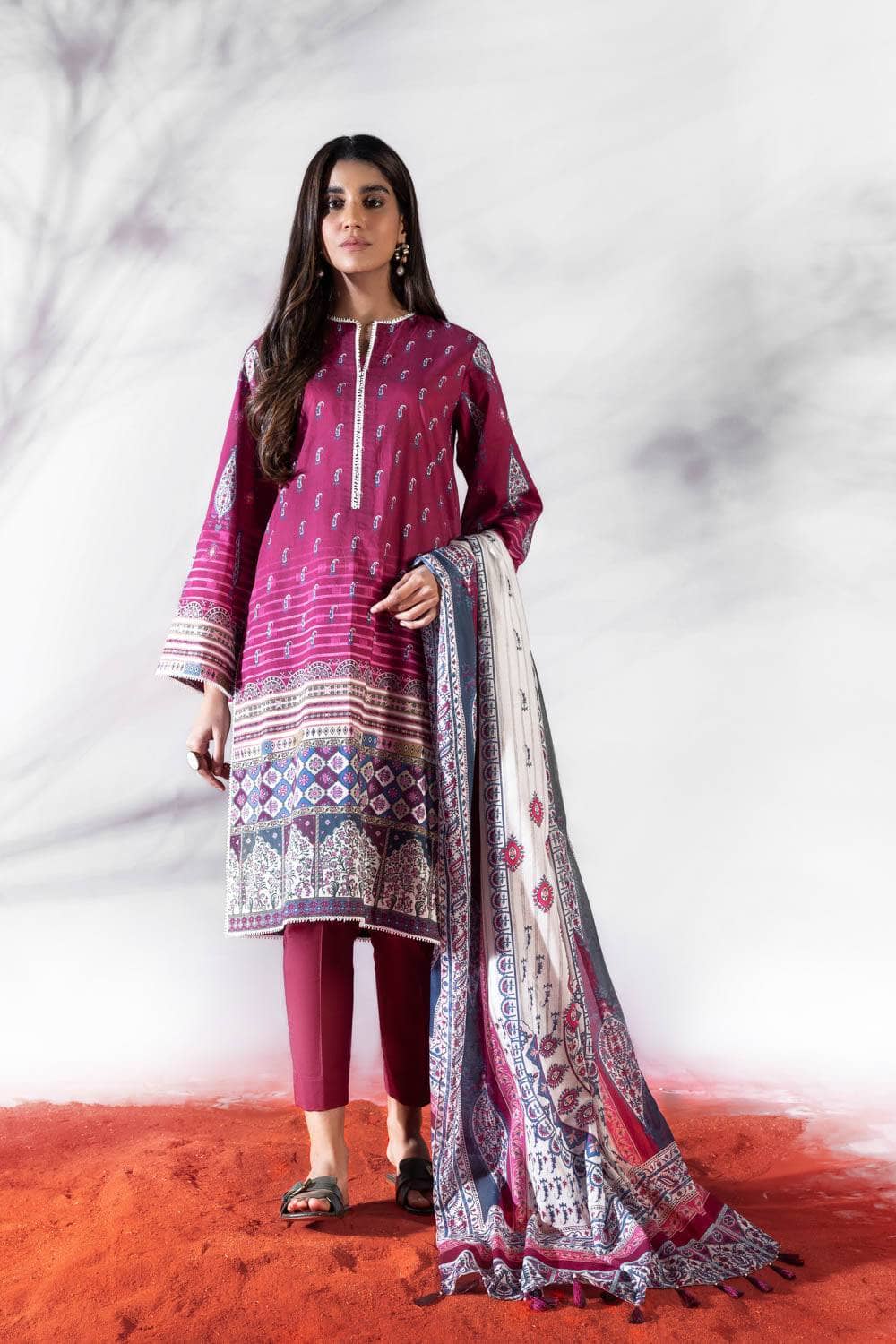 img_sapphire_lawn_22_awwal_boutique
