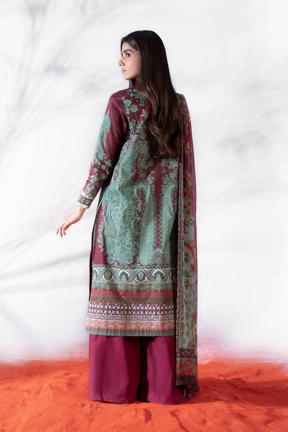 Img_sapphire_lawn_22_awwal_boutique