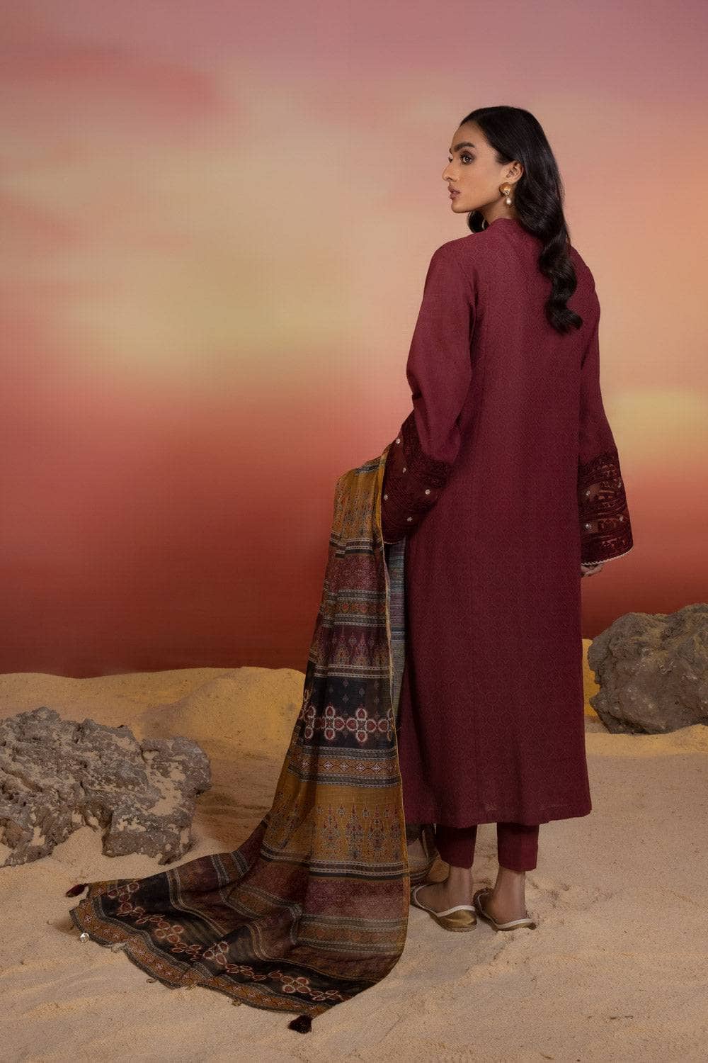Img_sapphire_lawn_22_awwal_boutique