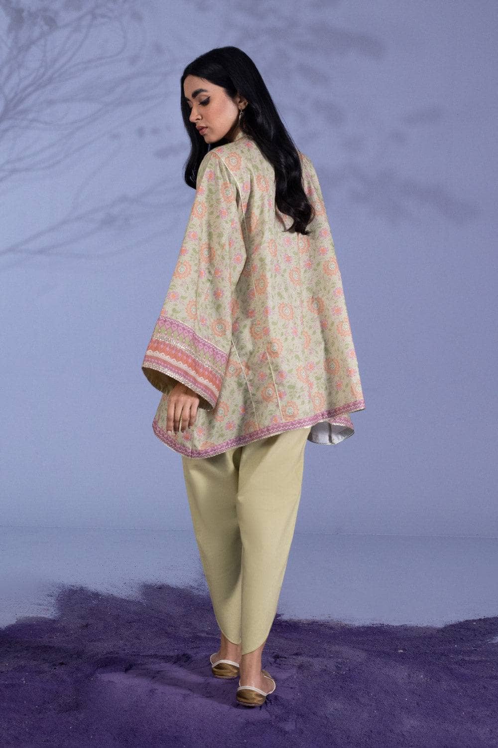 Img_sapphire_lawn_22_awwal_boutique