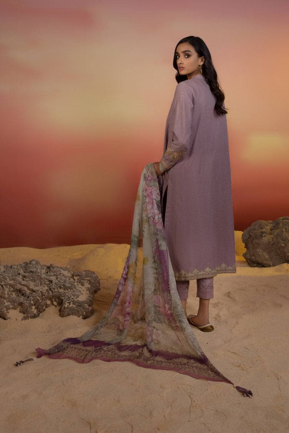 img_sapphire_lawn_2022_awwal_boutique