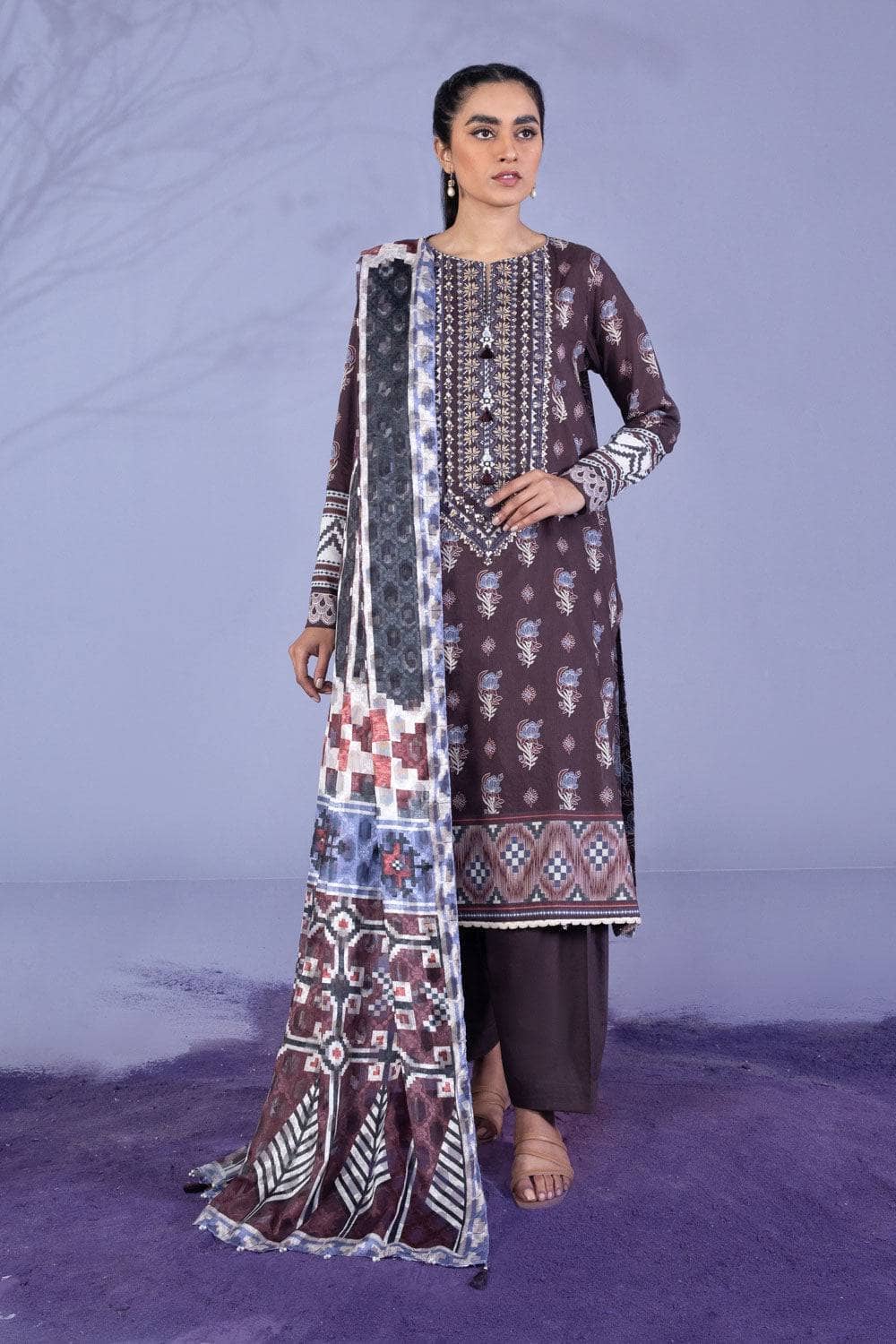 img_sapphire_lawn_22_awwal_boutique