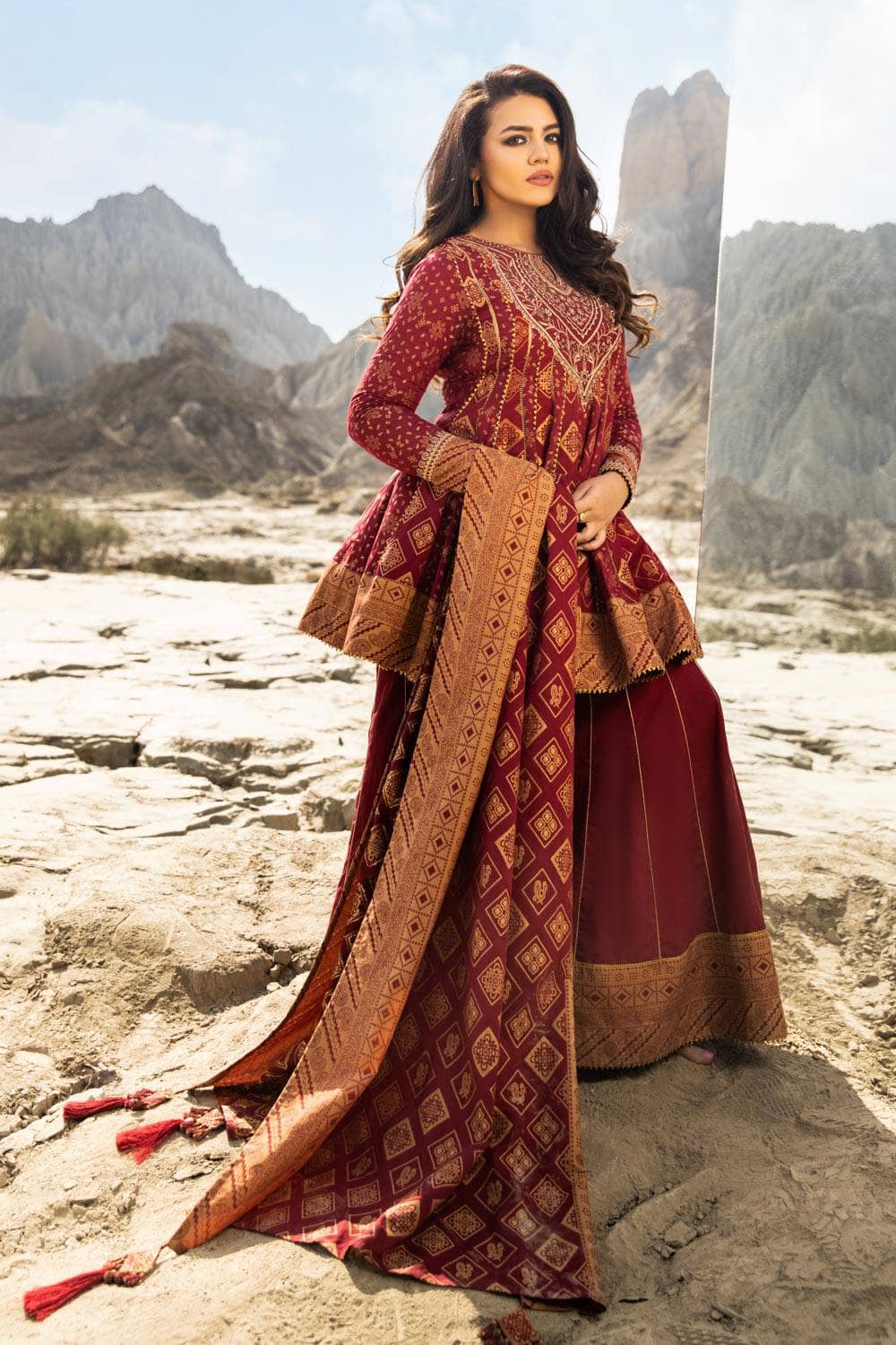 Img_sapphire_lawn_22_awwal_boutique