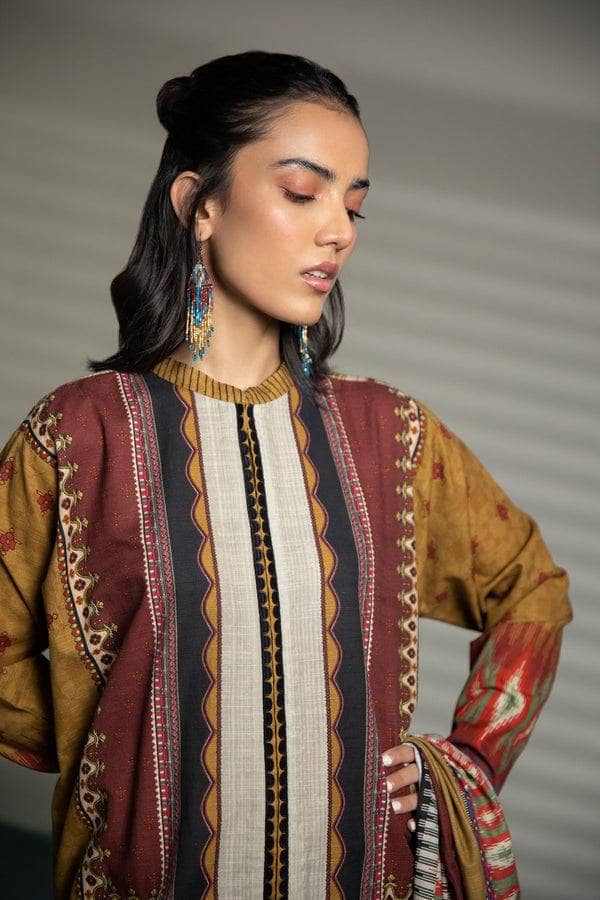 img_sapphire_day_to_day_khaddar_awwal_boutique
