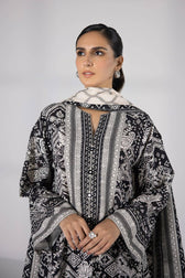 img_sapphire_day_to_day_khaddar_awwal_boutique