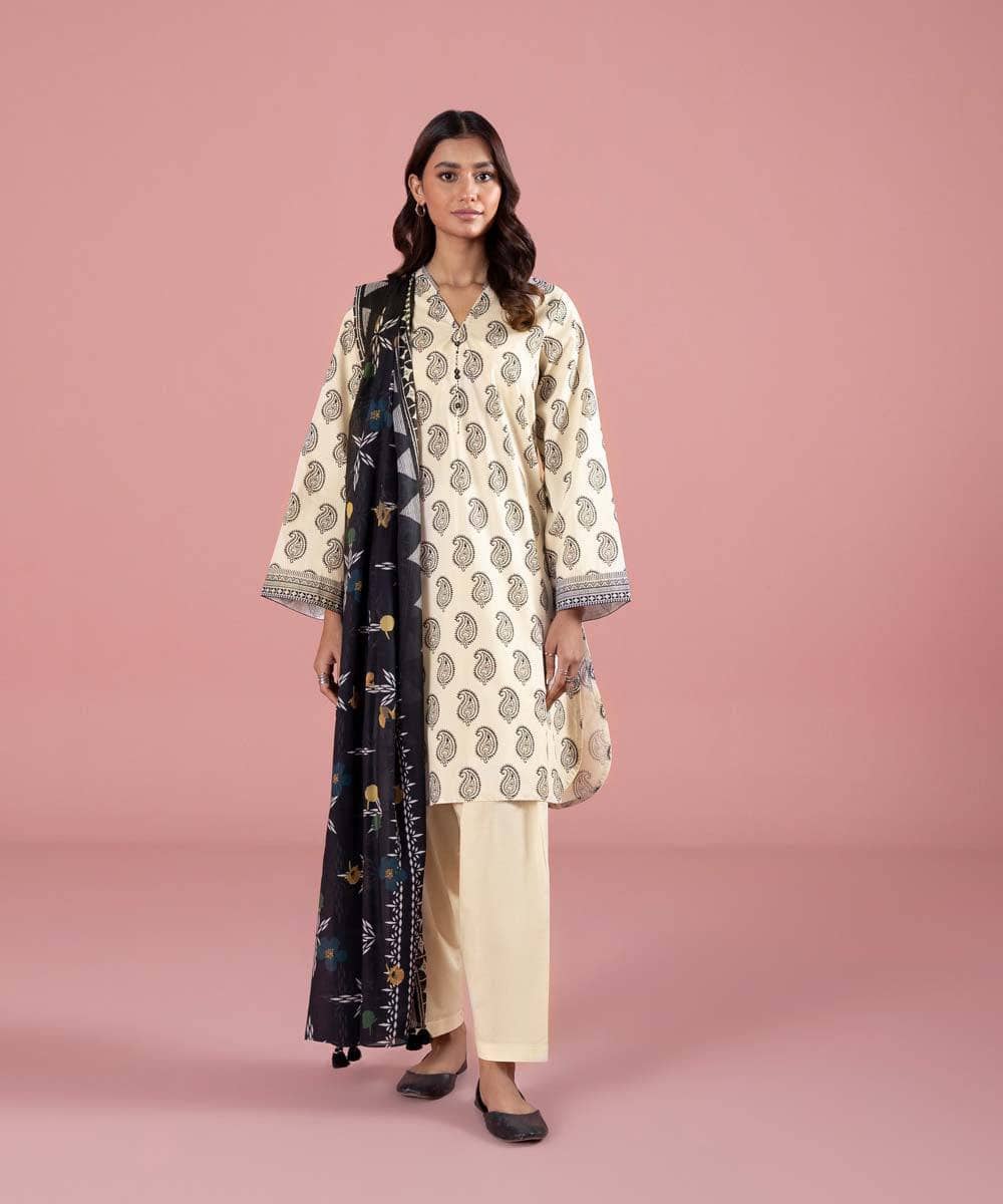 Img_sapphire_day_to_day_lawn_23_awwal_boutique