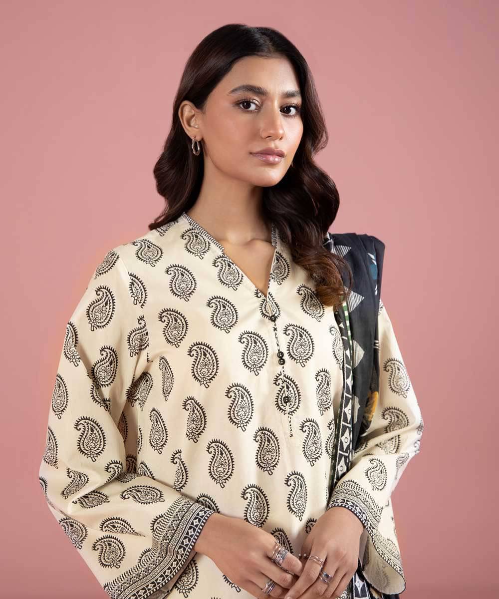 Img_sapphire_day_to_day_lawn_23_awwal_boutique