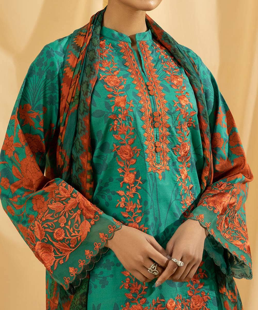 img_sapphire_lawn_23_awwal_boutique