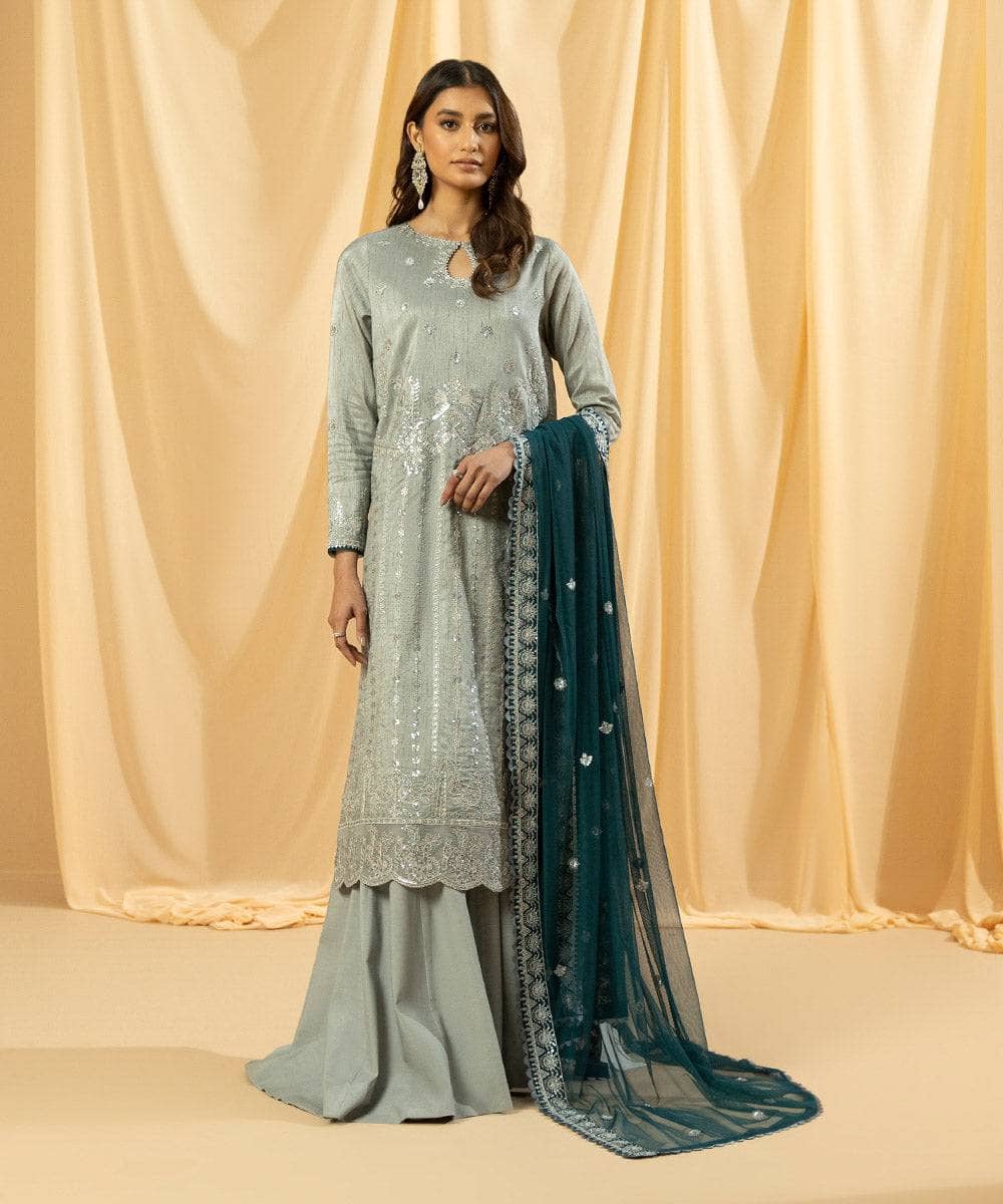 Img_sapphire_lawn_23_awwal_boutique