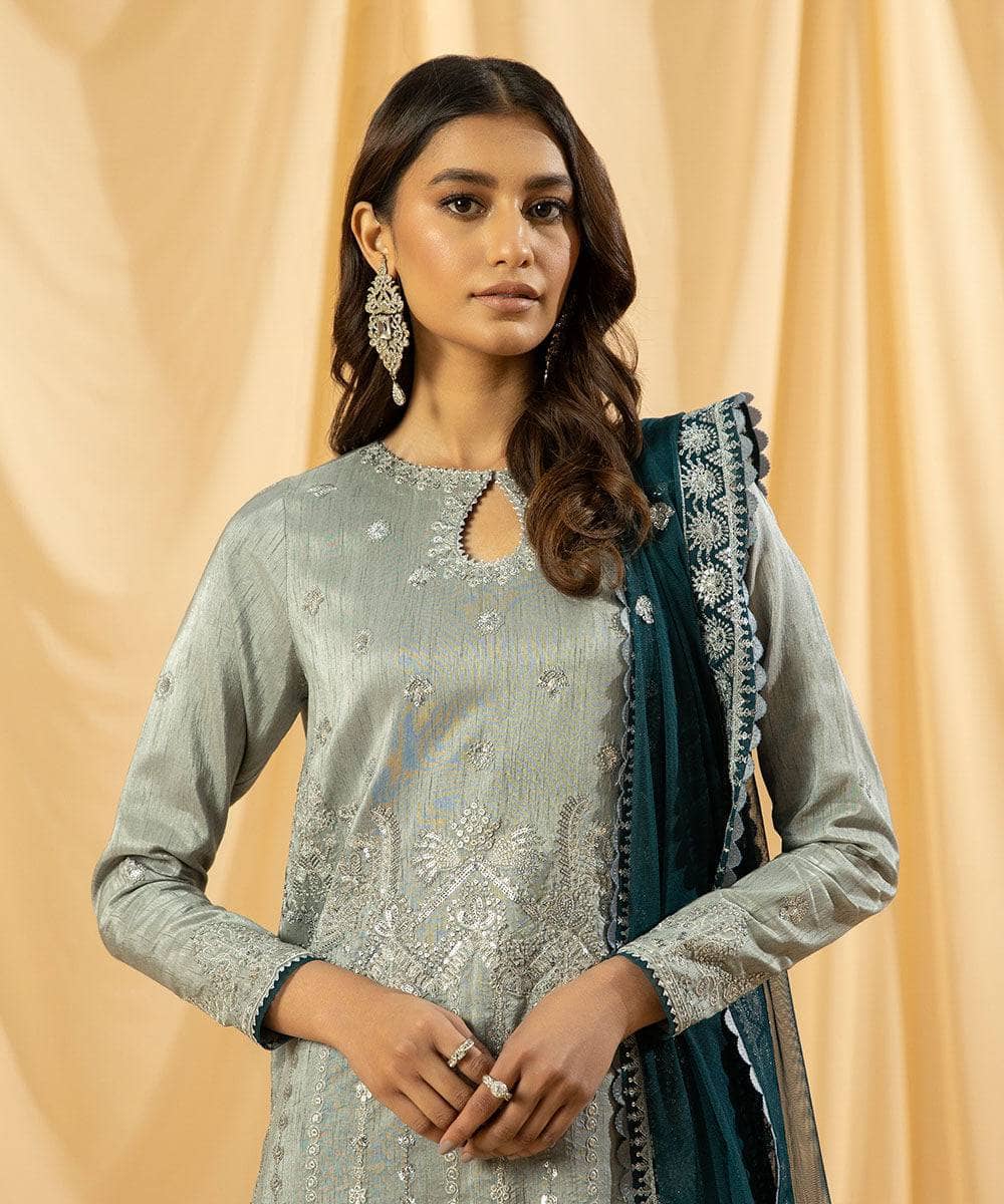 Img_sapphire_lawn_23_awwal_boutique