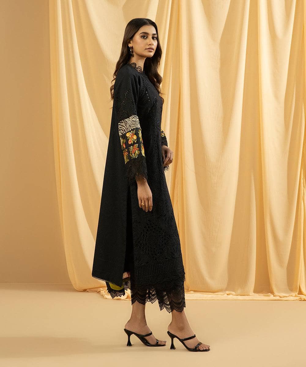 img_sapphire_lawn_23_awwal_boutique