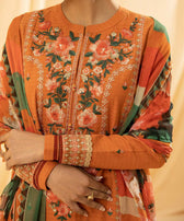 Img_sapphire_lawn_23_awwal_boutique