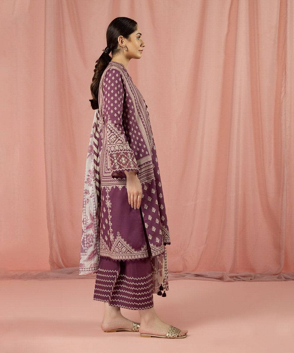 img_sapphire_lawn_23_awwal_boutique