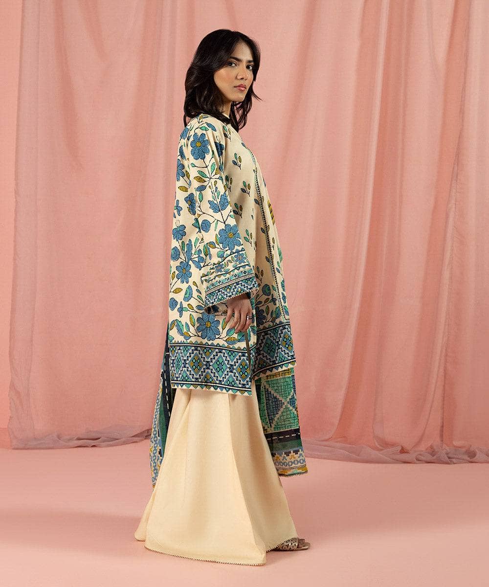 img_sapphire_lawn_23_awwal_boutique