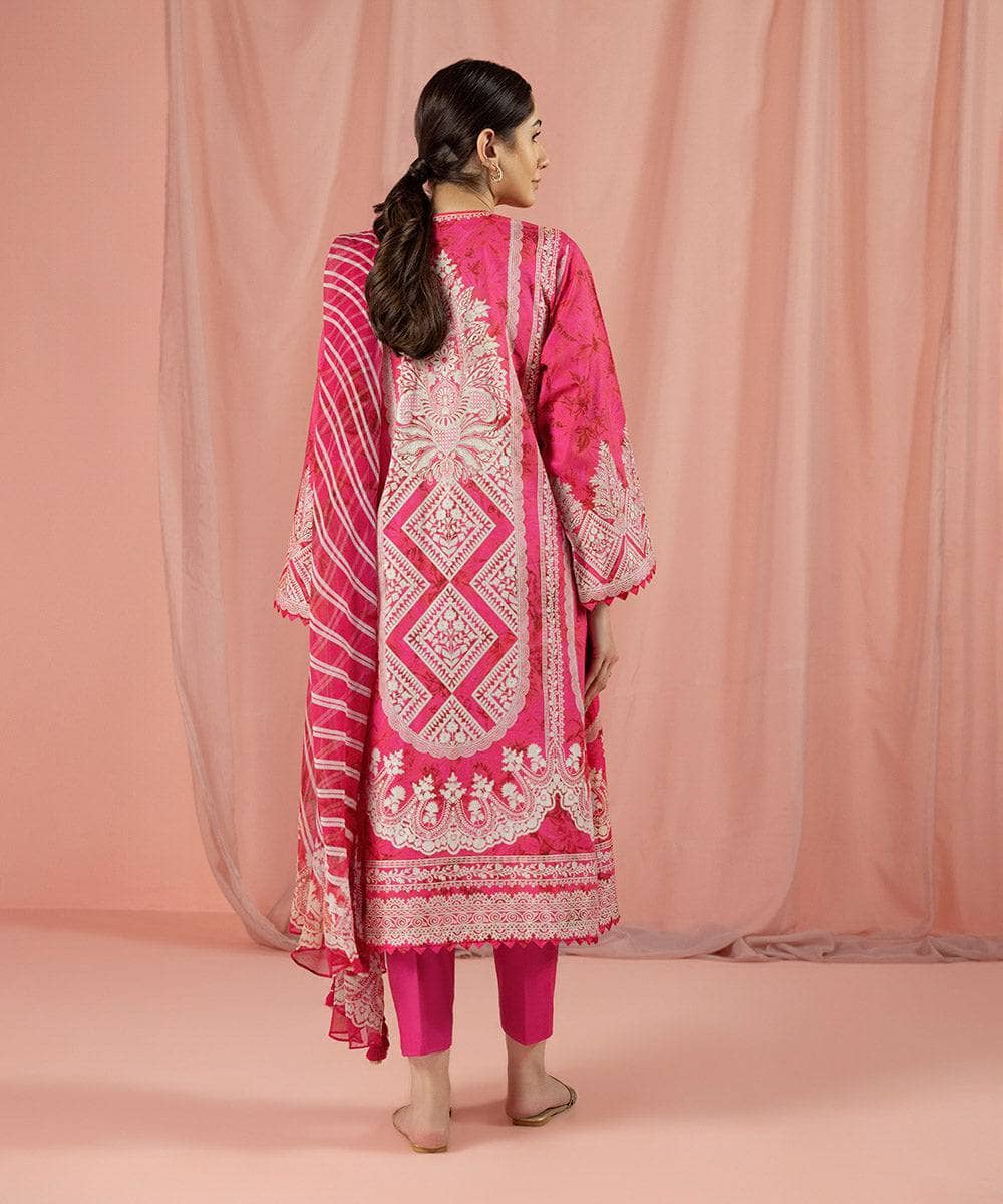 img_sapphire_lawn_23_awwal_boutique