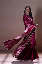 img_sapphire_intermix_awwal_boutique