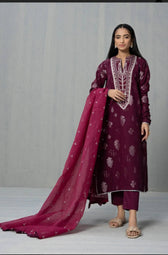 img_sapphire_intermix_2022_awwal_boutique