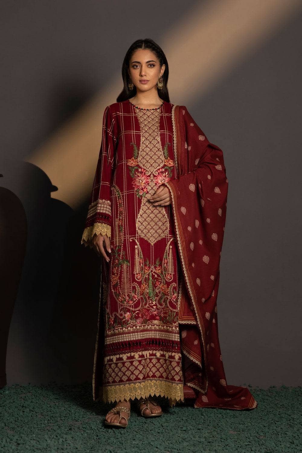 Img_sapphire_winter_2022_awwal_boutique