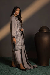 Img_sapphire_winter_2022_awwal_boutique