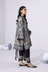 Img_sapphire_khaddar_2022_awwal_boutique
