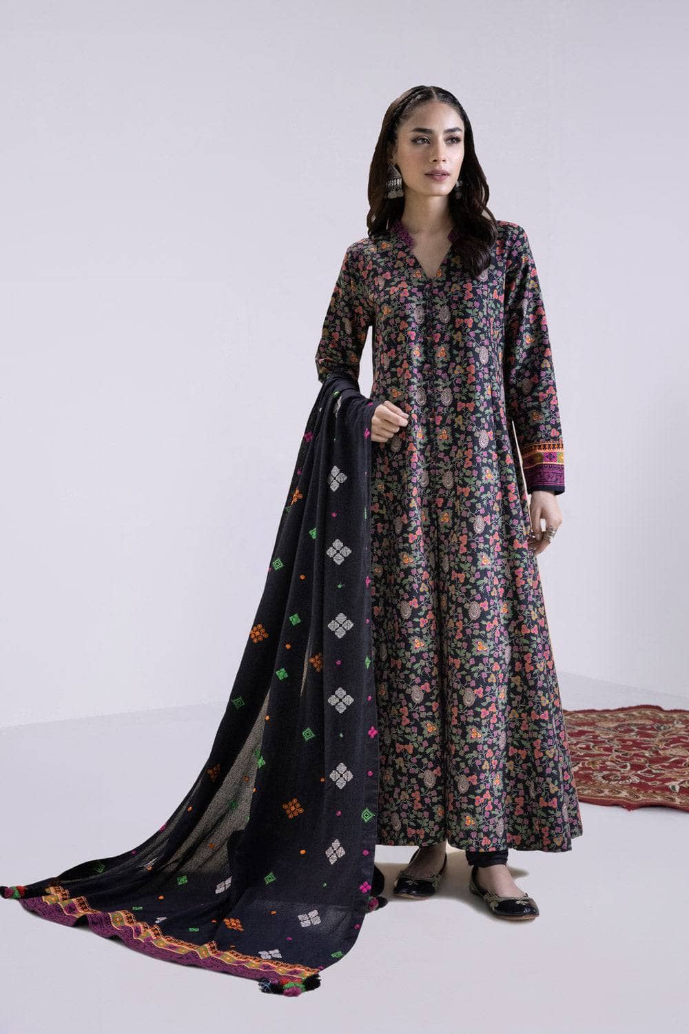 img_sapphire_winter_2022_awwal_boutique