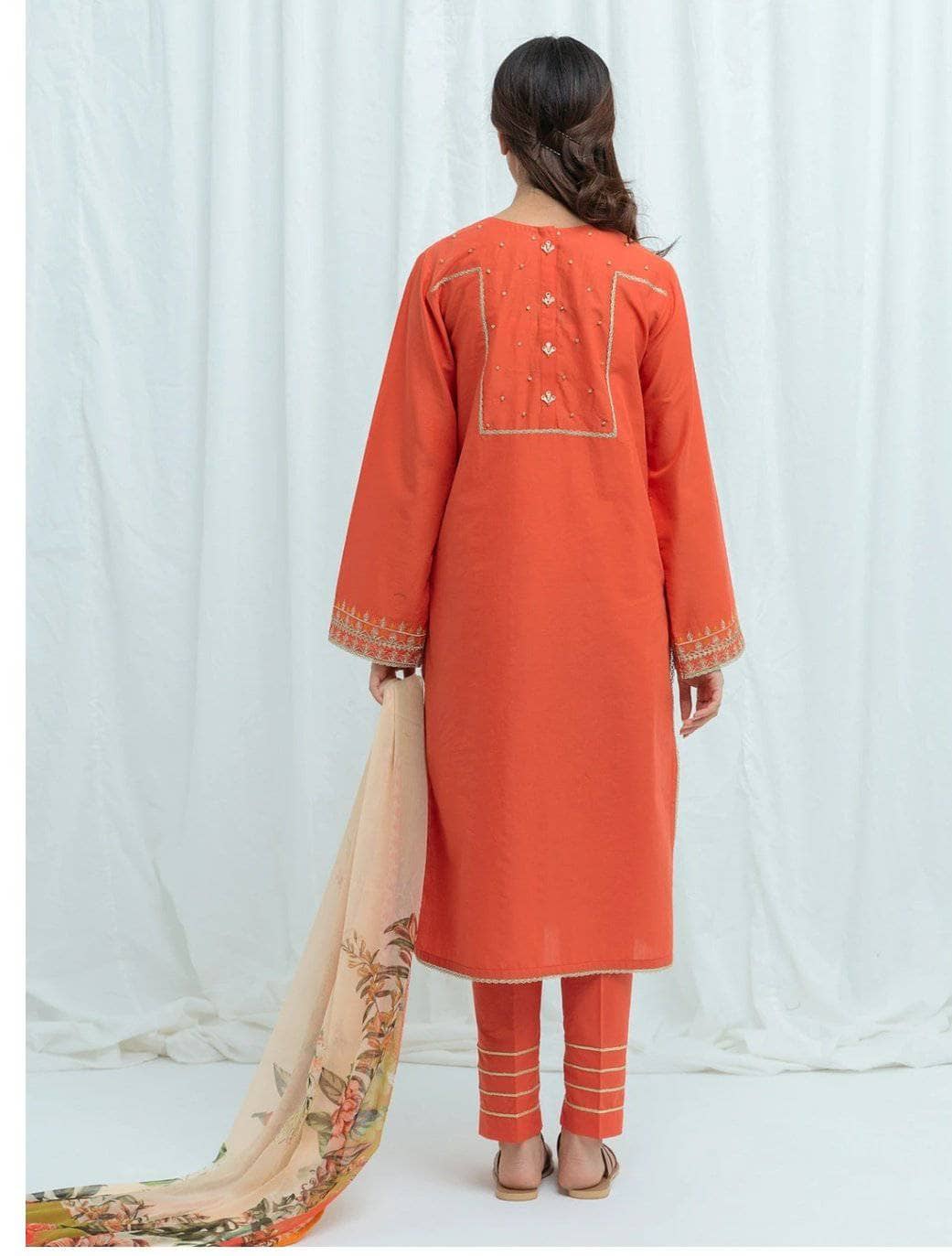 img_beechtree_lawn_2021_awwal_boutique