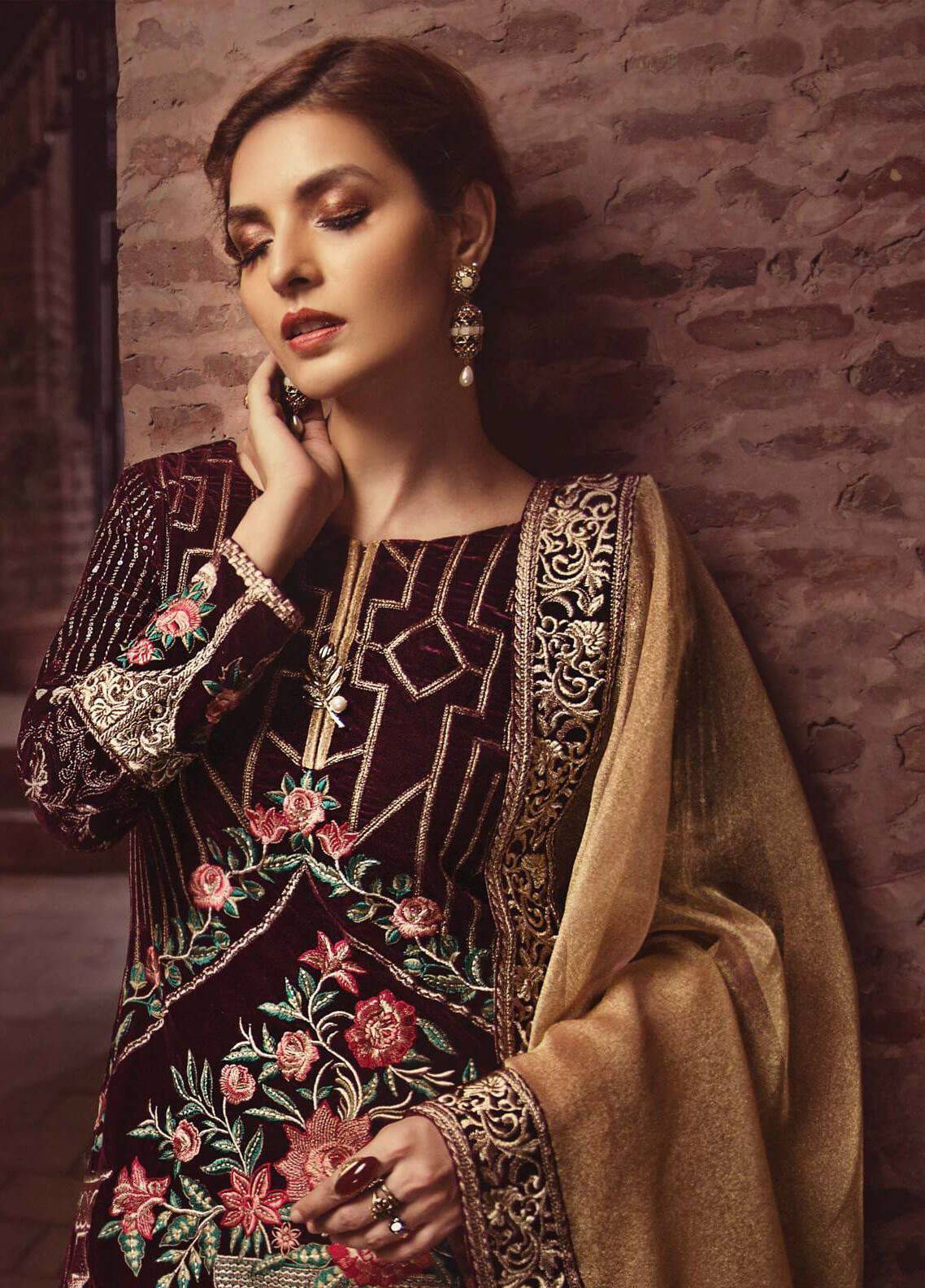 img_serene_velvet_collection_awwal_boutique