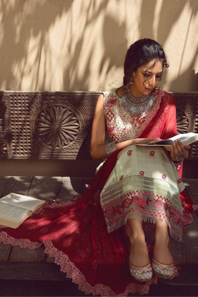 img_shiza_hassan_lawn_collection_awwal_boutique