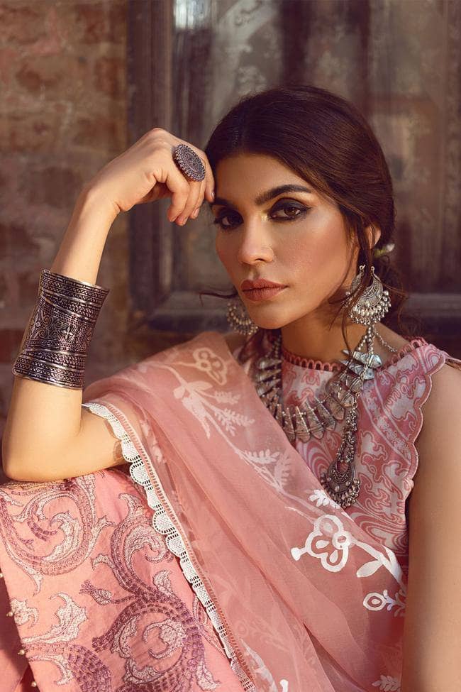 img_kinaar_lawn_by_shiza_hassan_2021_awwal_boutique
